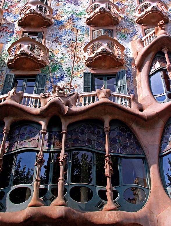 Няма нужда от обяснение защо Къщата на костите се нарича по този начин. 357_kosti.jpg