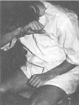 Затворник от СЗЕ претърпява емоционална криза zatv.jpg